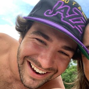 Meet your Posher, Chandler